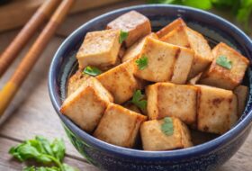 Pięć prostych i smacznych sposobów na tofu